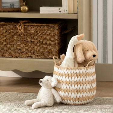 Basket (Round grass woven white and natural)